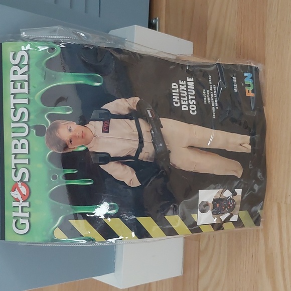 Ghostbusters Kids Costume (No Proton Pack) - Picture 12 of 14
